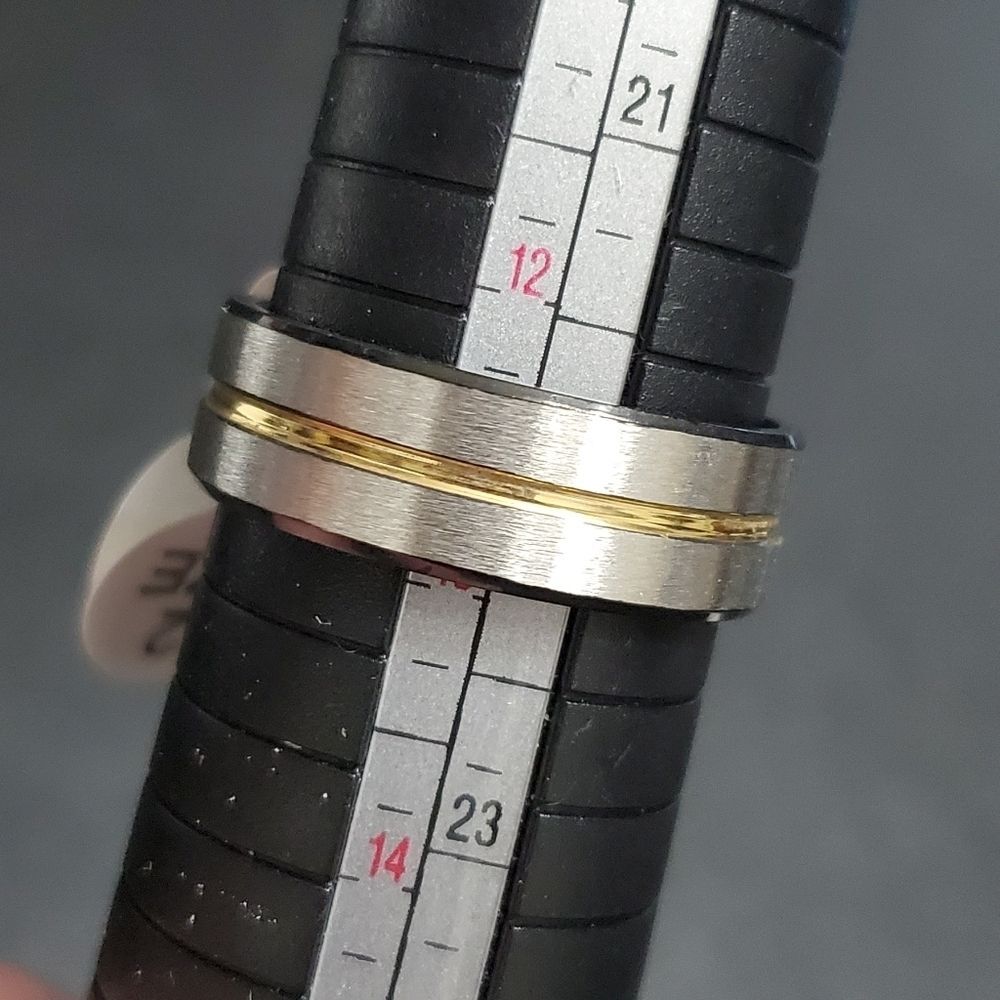 Titanium silver tone ring size 13 - image 4